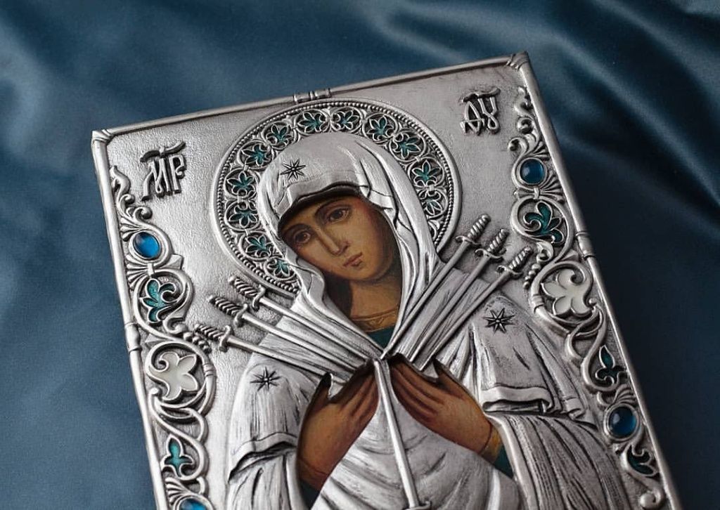 Православные верующие 26 августа 2023 года чтут икону Божьей Матери «Семистрельная»