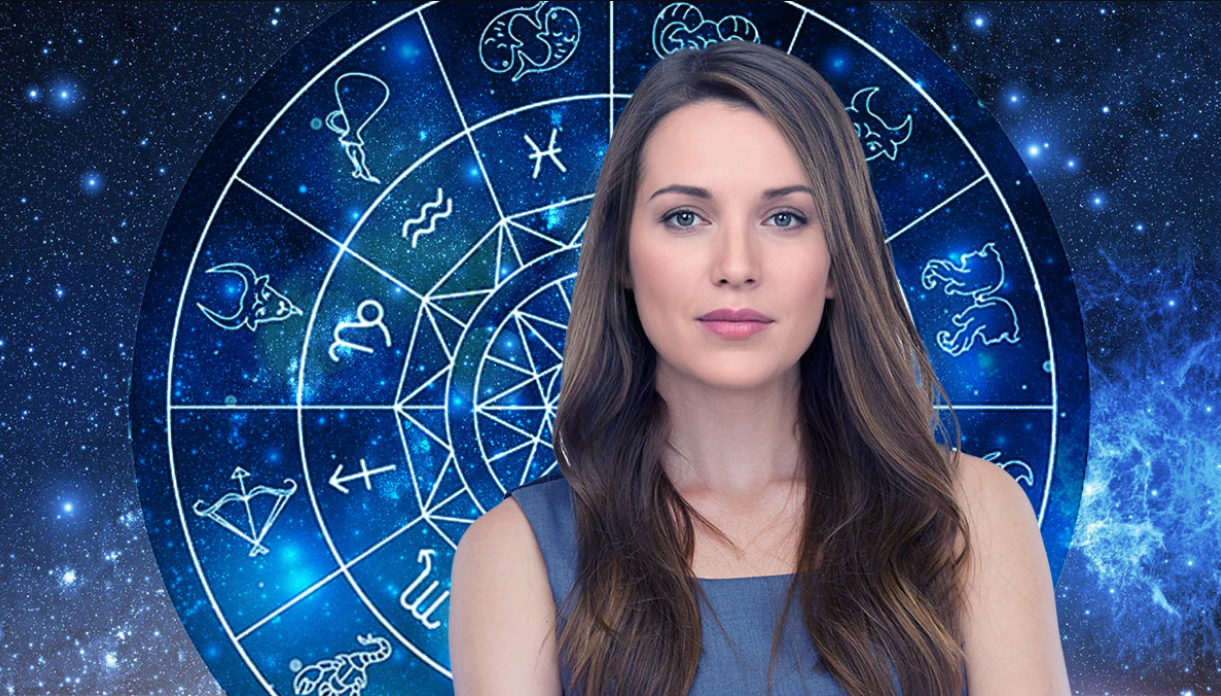 Астрология. Астрология женщина. Девушка астролог. Знаки зодиака звезды.