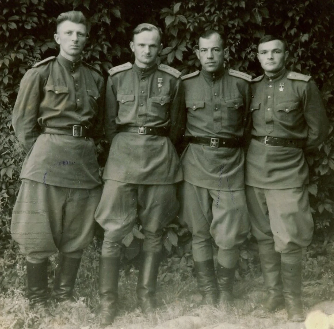 Солдаты в галифе фото