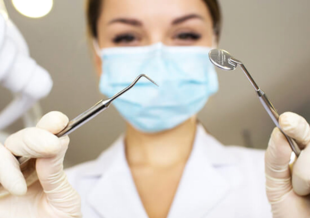 9 февраля отмечается Международный день стоматолога: история, традиции, поздравления, открытки