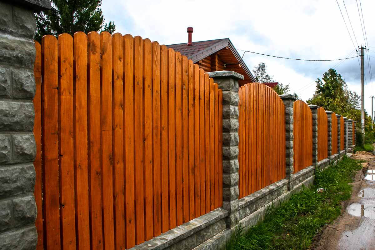 Двойной забор между соседями фото