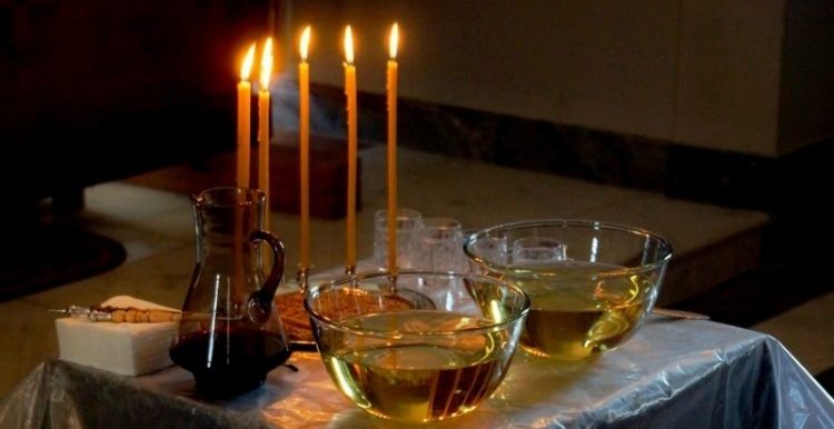Что делать со свечой после соборования