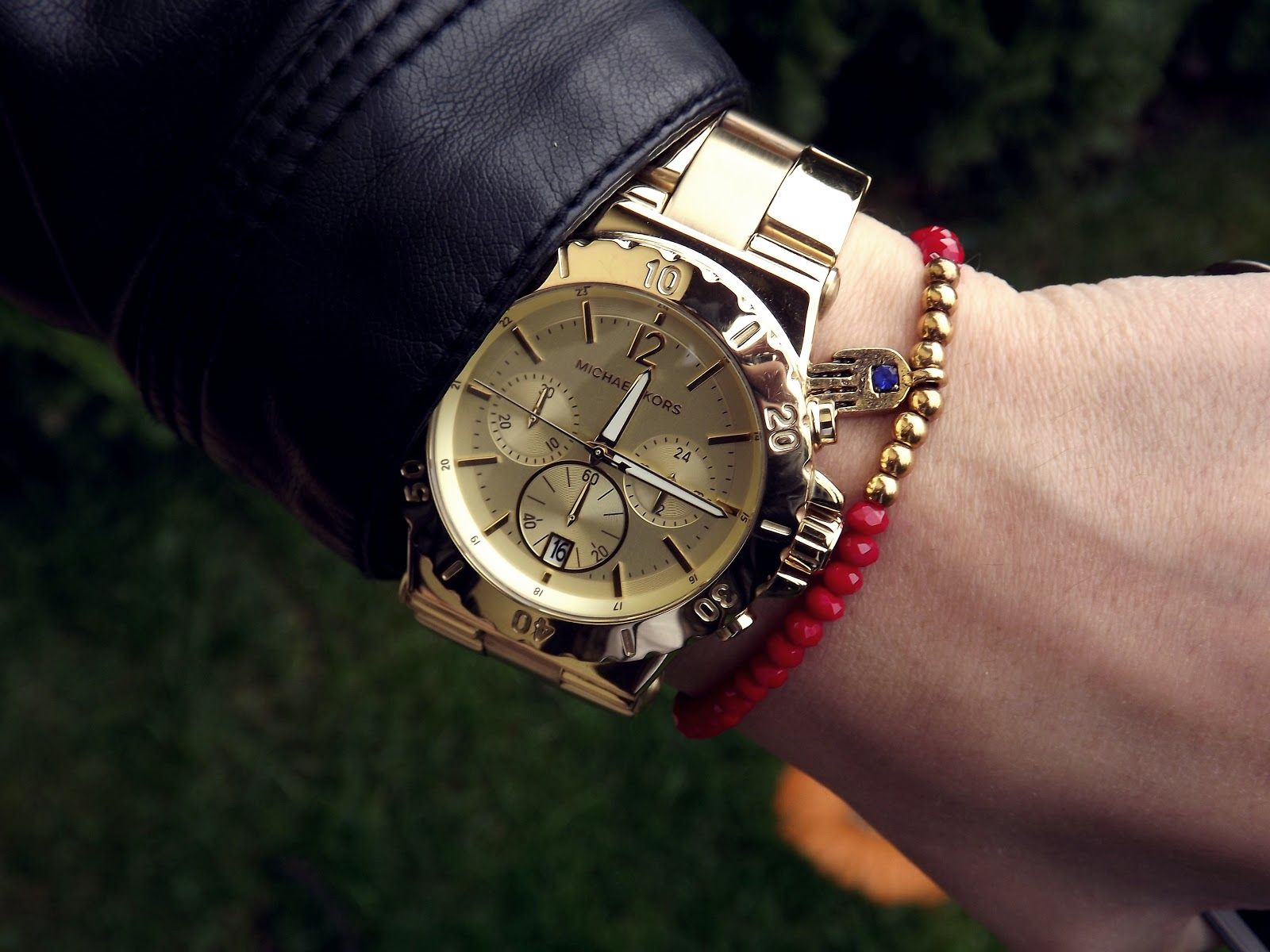 Как правильно выбрать часы на руку и сделать оригинальный подарок .