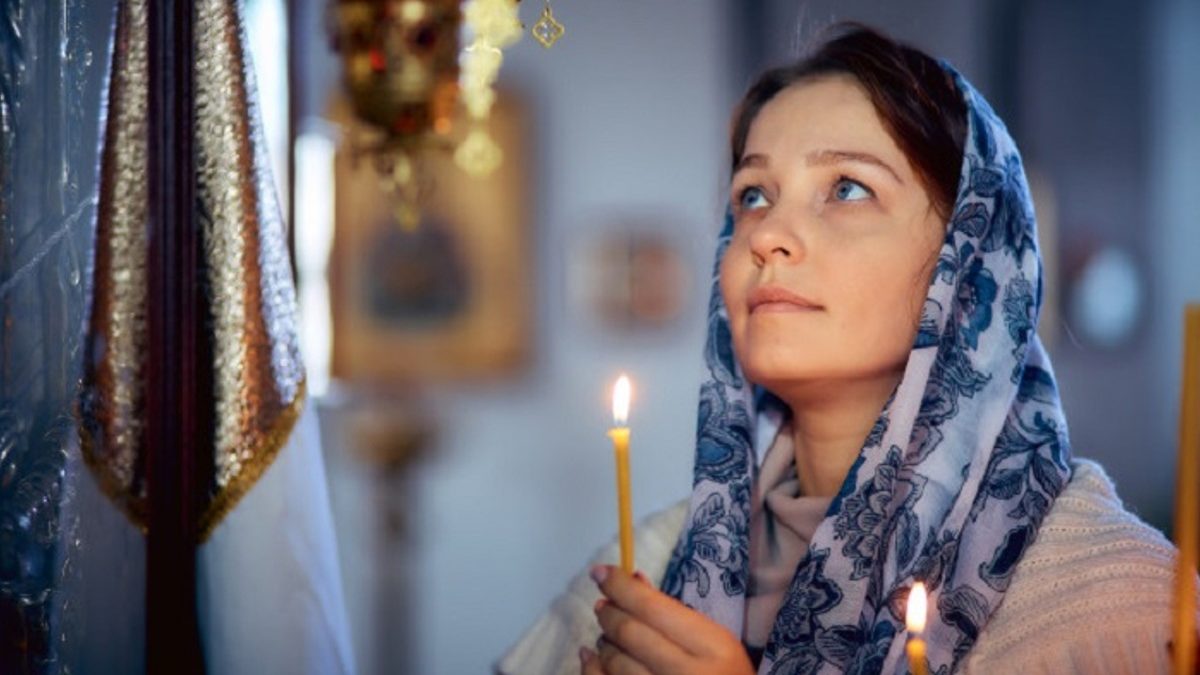 Какие обряды на женское счастье провести в праздник Успение Пресвятой Богородицы 28 августа 2023