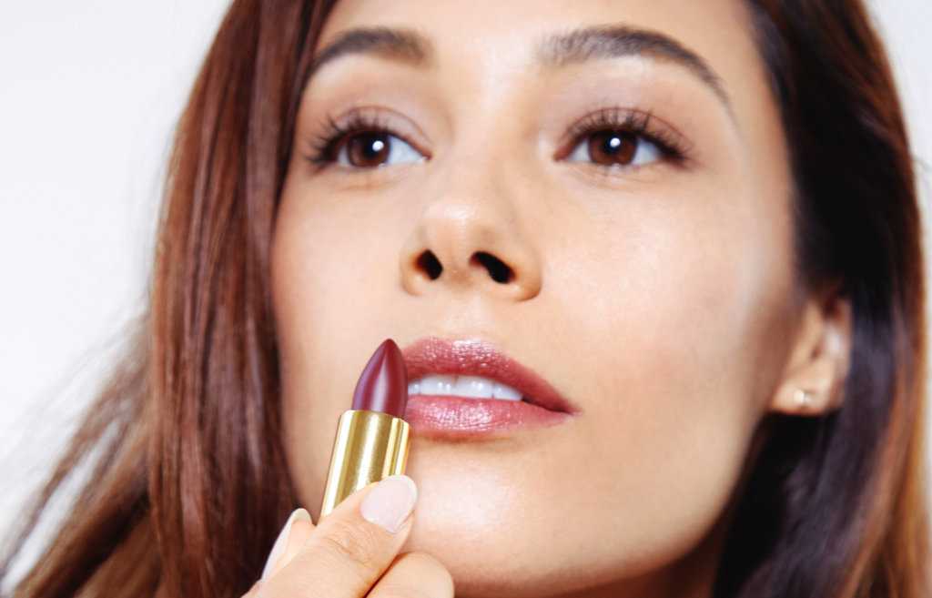 Идеальный макияж губ: как подобрать помаду под тон кожи