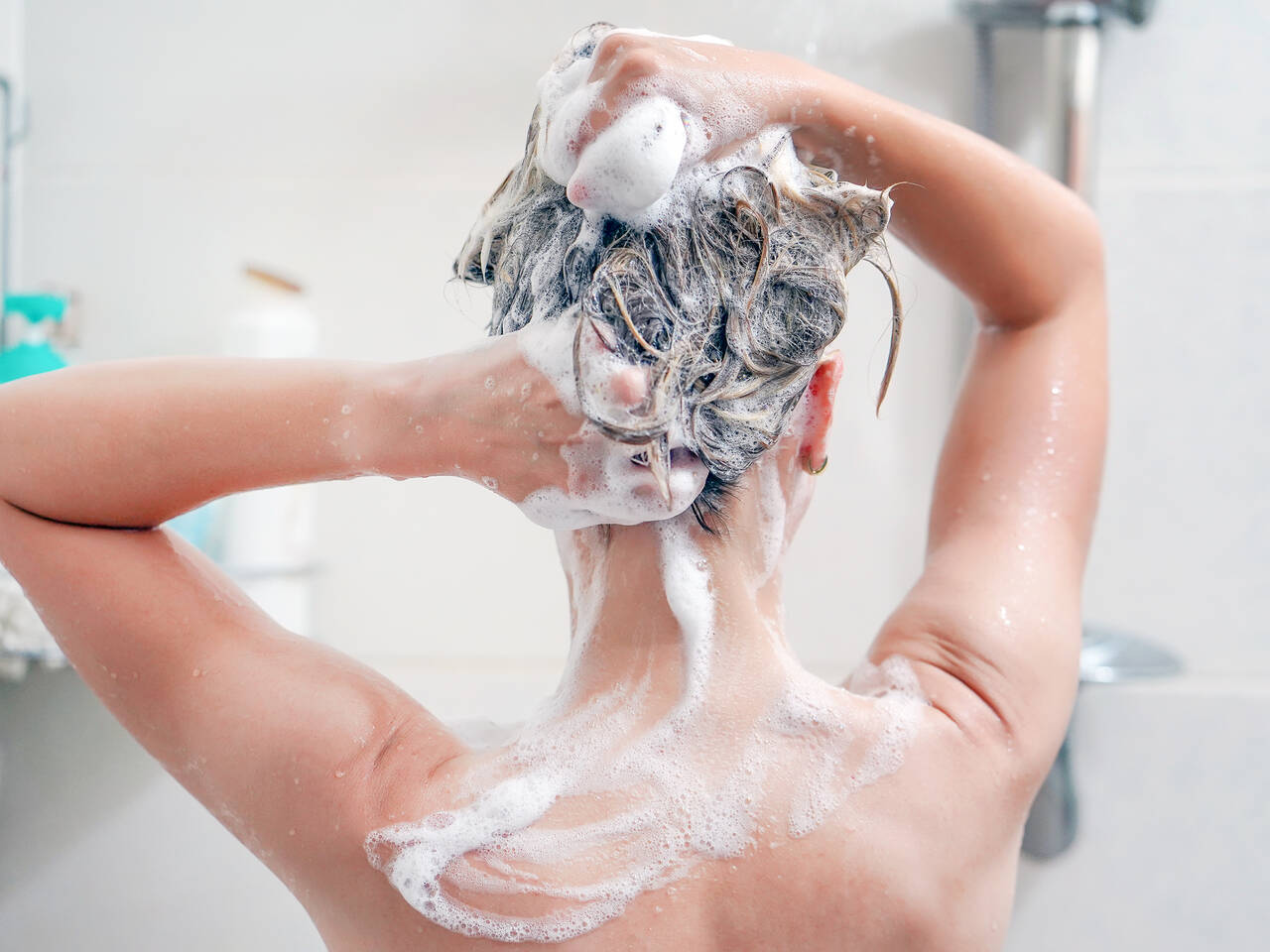 5 ошибок при мытье головы, которые совершают почти все