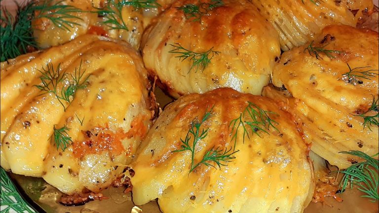 Новогодние шедевры: Картофельные Веера с Сыром