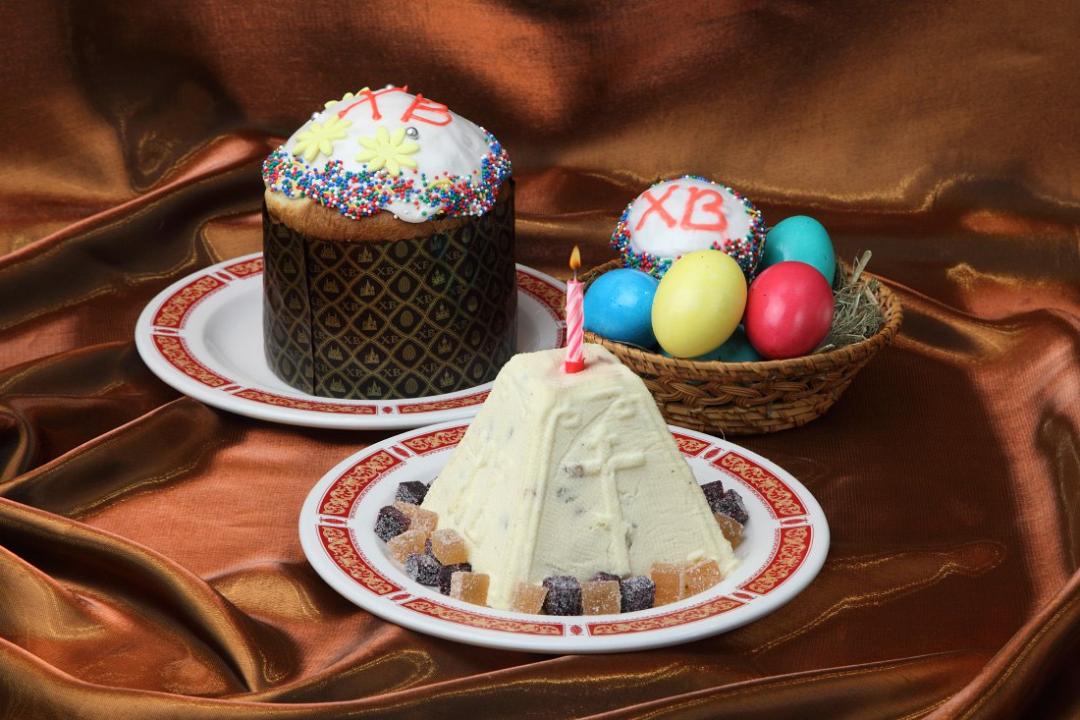 Откуда пошла традиция красить яйца и печь куличи к празднику Светлой Пасхи