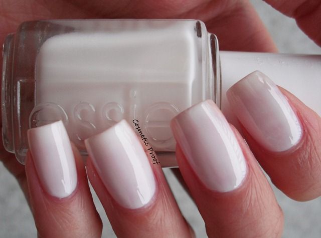 Самый красивый нюдовый оттенок маникюра