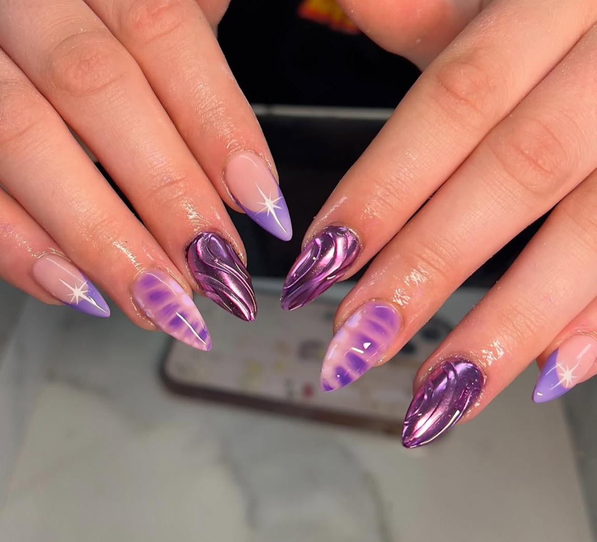 Денежный маникюр на октябрь 2025