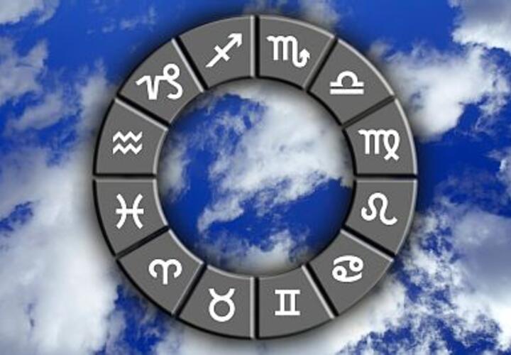 Луна в Раке: четыре знака зодиака наконец-то вырвутся из череды неудач