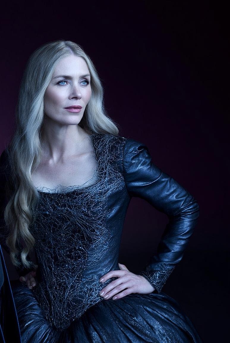 13 идей образов в мрачной эстетике на Хэллоуин