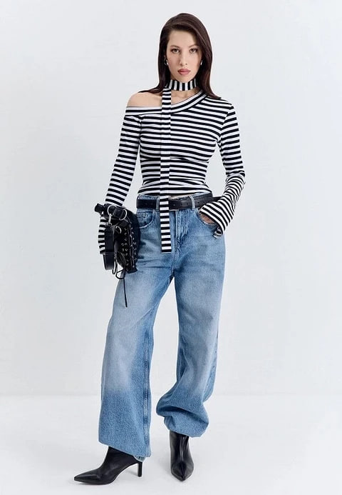 Какой цвет сочетается с синим в одежде