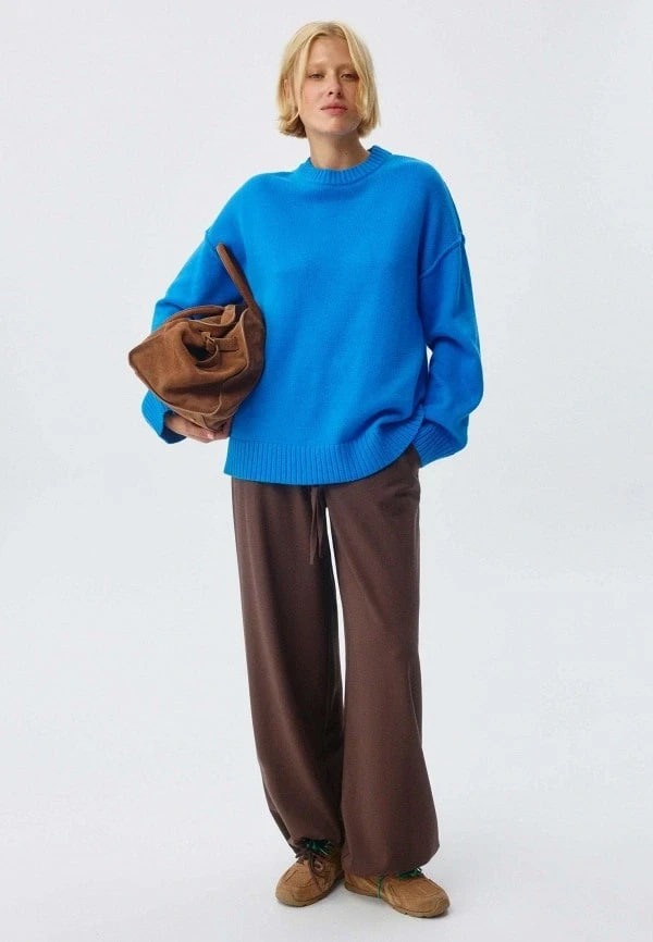 Какой цвет сочетается с синим в одежде