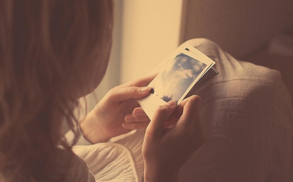 Почему нельзя сжигать фотографии людей