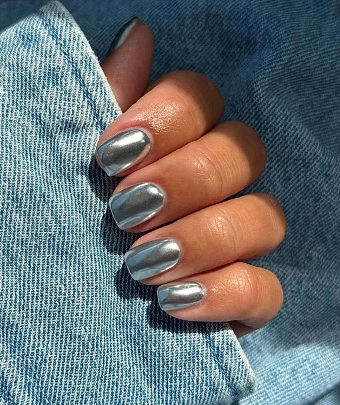 8 вариантов маникюра для тех, кто мечтает о романтике