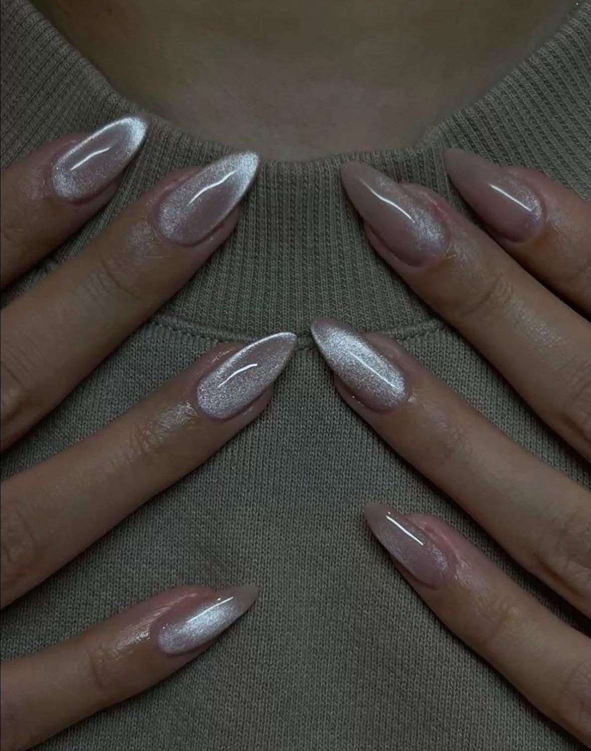 Бархатный маникюр