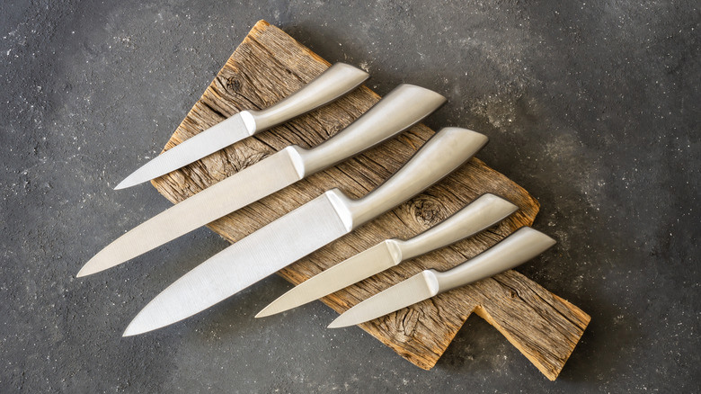 7 абсурдных примет, которые якобы мешают выйти замуж