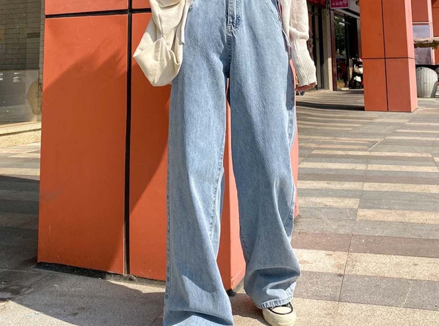 В моду вернулись ретро-джинсы из 70-х