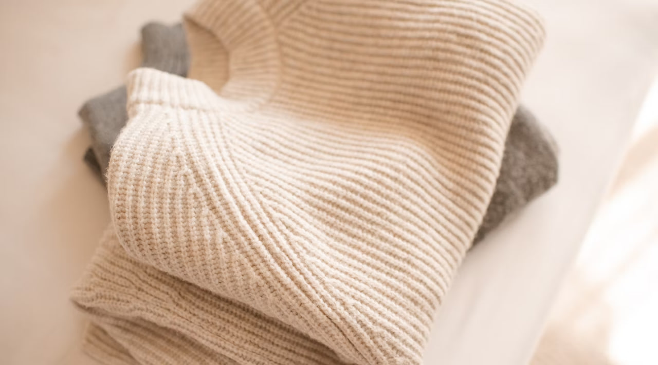 Почему лучше не стирать шерстяной свитер