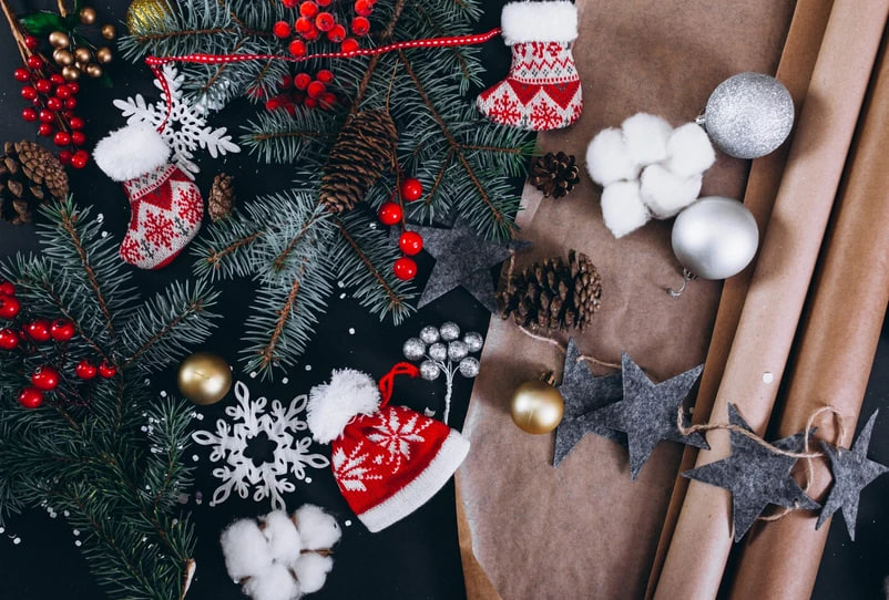 Идеи декора для каждой комнаты на Новый 2026 год