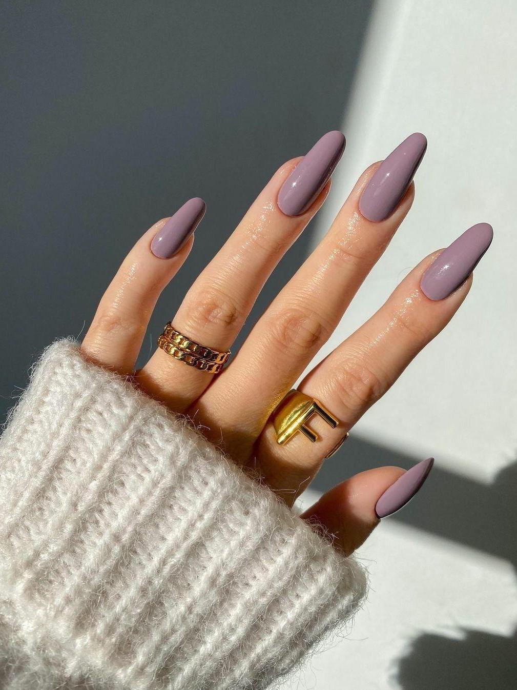 Маникюр на Новый год 2026: главные цвета и идеи сезона