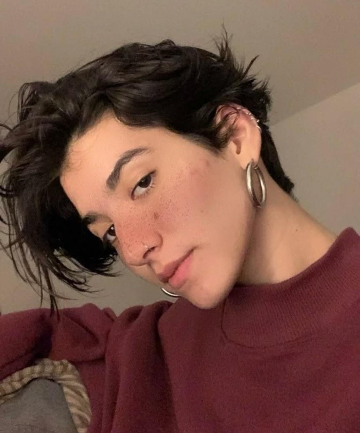 Самые стильные варианты модных коротких стрижек 2025-2026