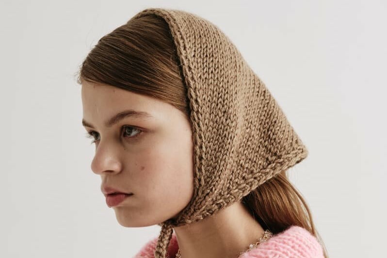 как и с чем носить шерстяную косынку