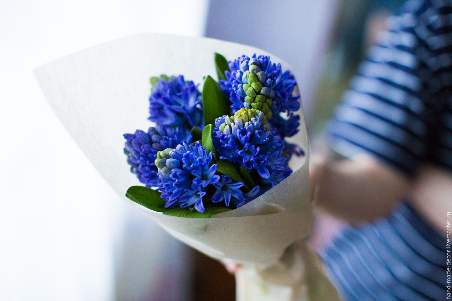 Какие 6 цветов нельзя дарить на первом свидании