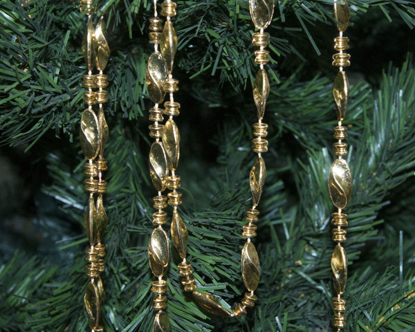 что повесить на елку вместо надоевшей мишуры