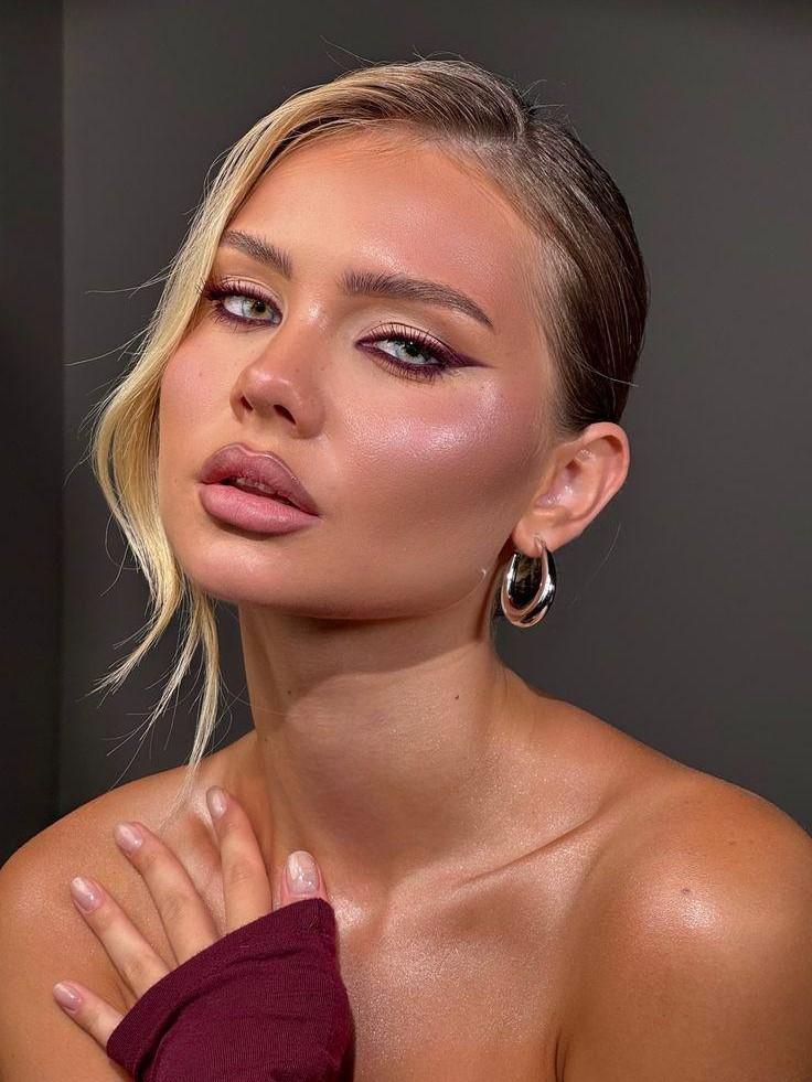 7 идей для макияжа с графичными стрелками