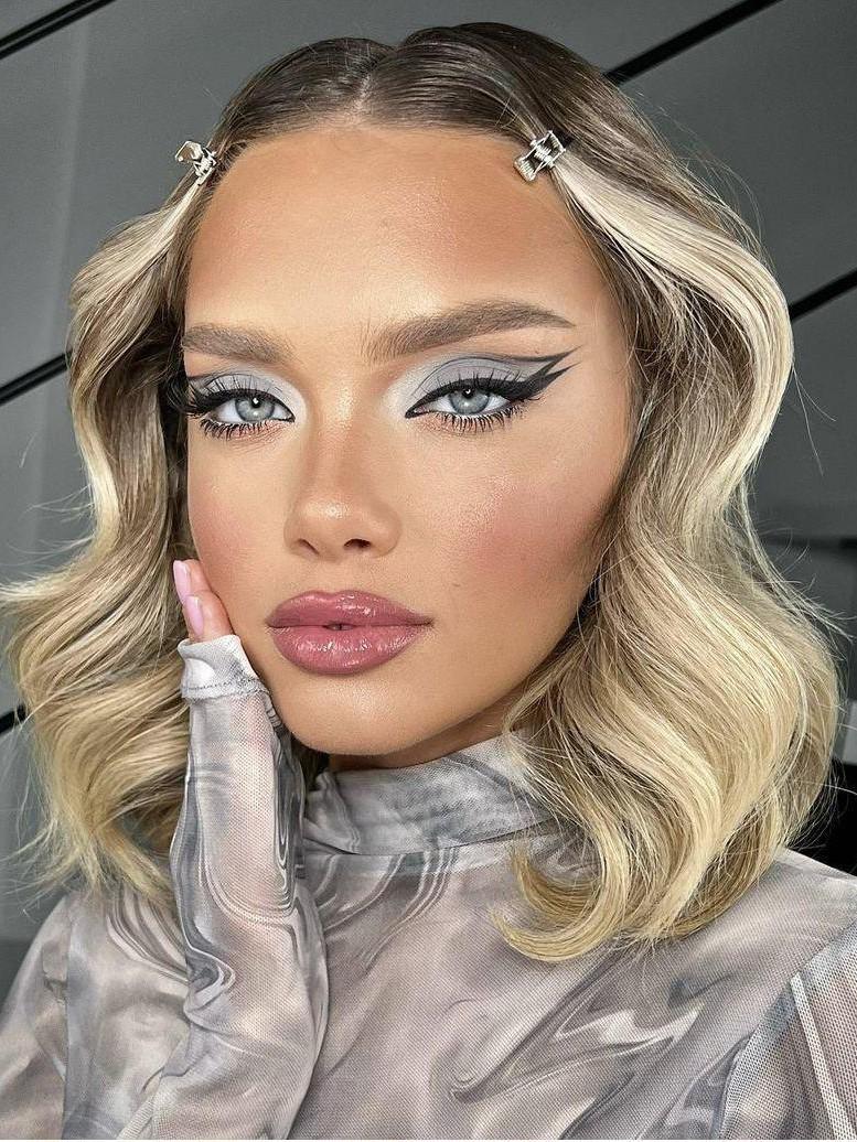 7 идей для макияжа с графичными стрелками