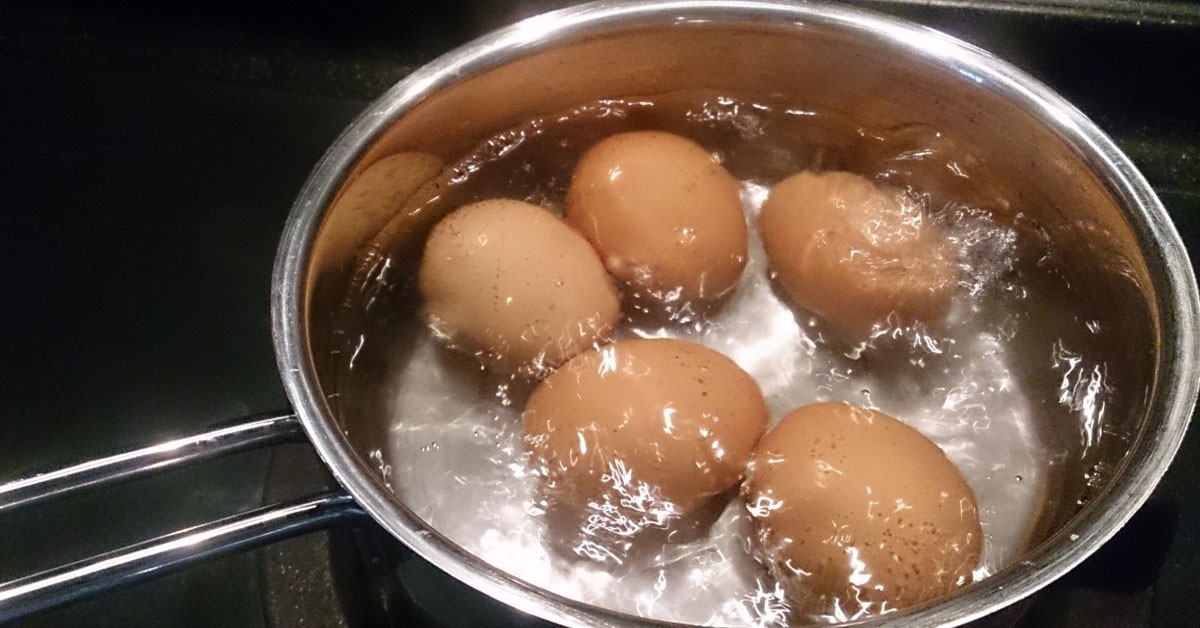 как легко почистить вареные яйца