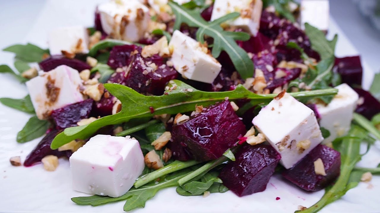 5 свежих и полезных зимних салатов на каждый день