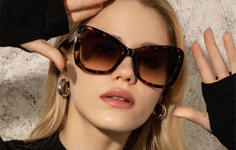 что подарить Льву на Новый год