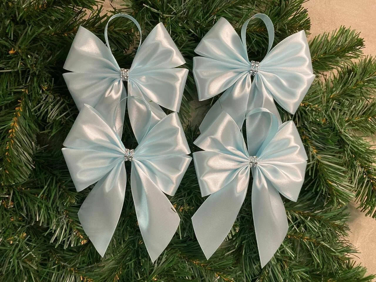 что повесить на елку вместо надоевшей мишуры