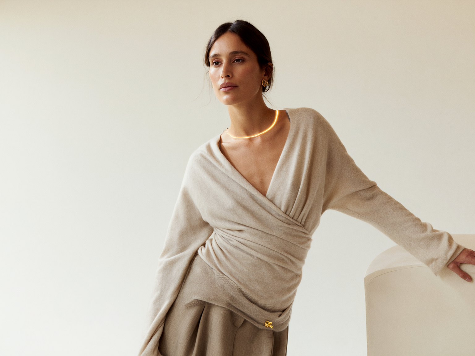 6 трендов, которые женщины с хорошим вкусом навсегда оставляют в 2025 году