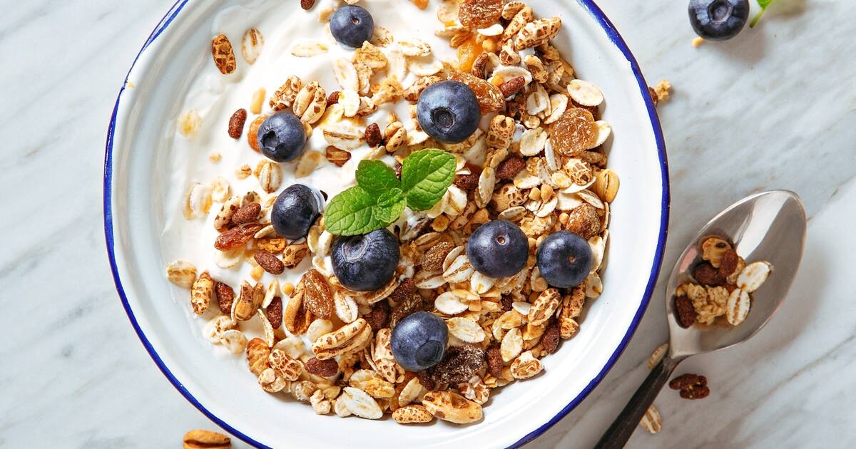 5 популярных продуктов, которые незаслуженно считаются полезными