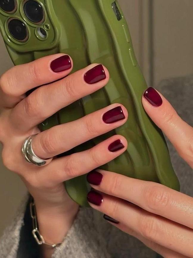 5 стильных идей для коротких ногтей